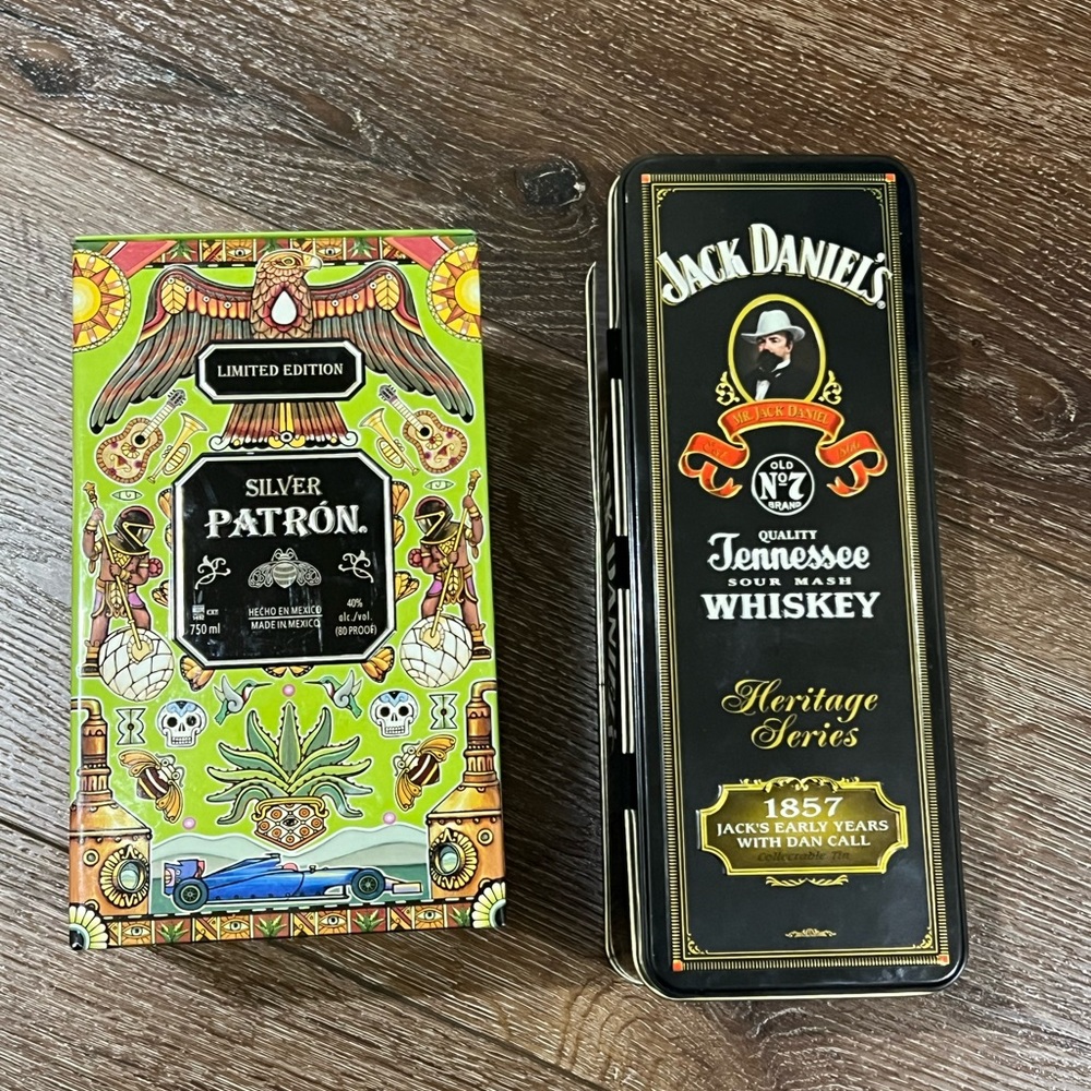 2 total jack Daniel’s and silver patron tequila tin can - Picture 1 of 16